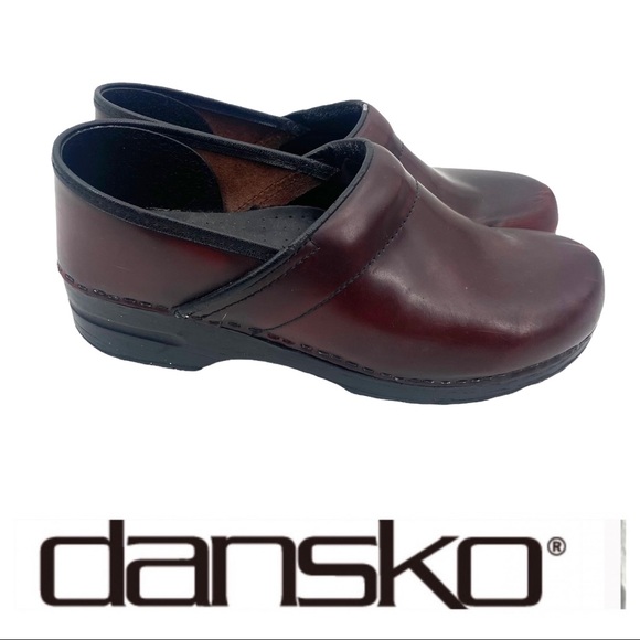 Dansko Shoes - 💕SALE💕 Dansko Professional Brown Clogs